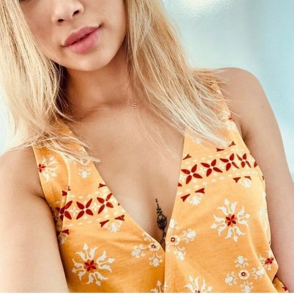 TIGERLILY Anja Yellow Stretch Reversible Maxi Dress - Picture 4 of 10